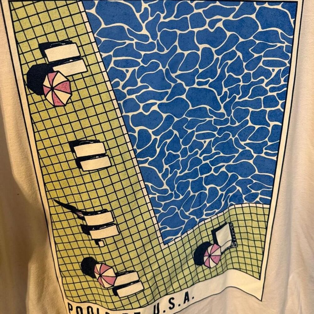 Poolside Graphic Tee - Picture 4 of 4